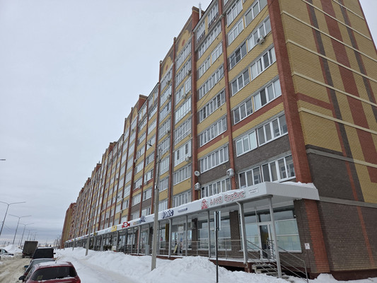 Продам трехкомнатную (3-комн.) квартиру, Чернякова ул, 3, Йошкар-Ола г