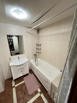 Продам двухкомнатную (2-комн.) квартиру, Лозицкой ул, 1, Пенза г