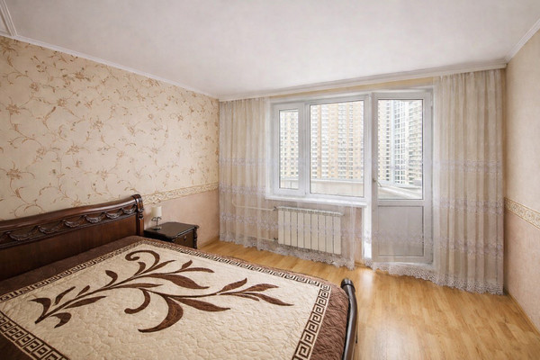 Продам трехкомнатную (3-комн.) квартиру, Главмосстроя ул, 10, Москва г