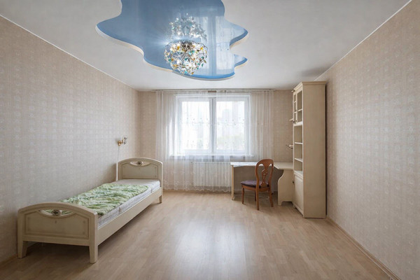 Продам трехкомнатную (3-комн.) квартиру, Главмосстроя ул, 10, Москва г