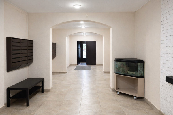 Продам трехкомнатную (3-комн.) квартиру, Главмосстроя ул, 10, Москва г