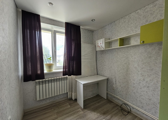 Продам двухкомнатную (2-комн.) квартиру, Парковая ул, 92ка, Ханты-Мансийск г