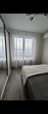 Сдам однокомнатную (1-комн.) квартиру, Куникова ул, 47а, Новороссийск г