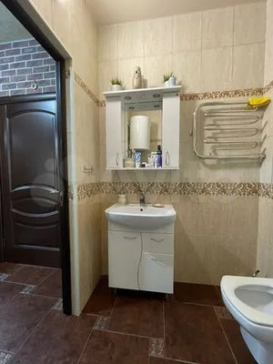 Продам трехкомнатную (3-комн.) квартиру, Белорусский проезд, 8и, Анапа г