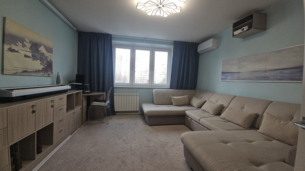 Продам двухкомнатную (2-комн.) квартиру, Адмирала Лазарева ул, 42к1, Москва г