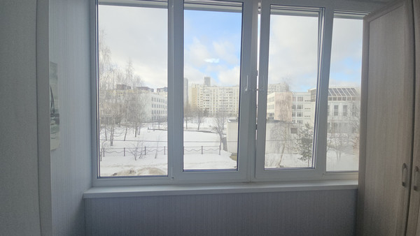 Продам двухкомнатную (2-комн.) квартиру, Адмирала Лазарева ул, 42к1, Москва г