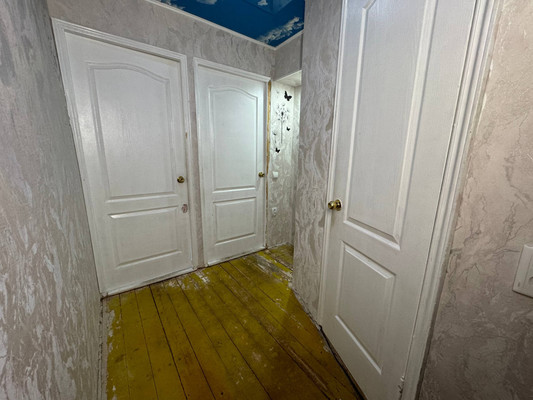 Продам двухкомнатную (2-комн.) квартиру, Октябрьский пр-кт, 16, Амурск г