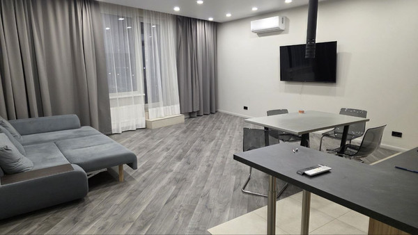 Сдам двухкомнатную (2-комн.) квартиру, Ждановская ул, 45, Санкт-Петербург г