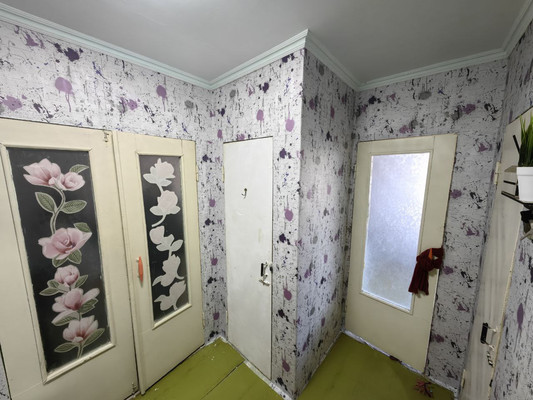 Продам однокомнатную (1-комн.) квартиру, Орджоникидзе ул, 9кб, Геленджик г