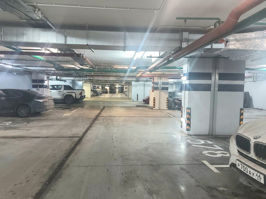 Продам машиноместо 14,1 м2, Маломосковская ул, 14, Москва г