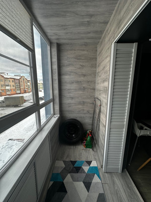 Продам двухкомнатную (2-комн.) квартиру, Героев пр-кт, 3, Просторный мкр