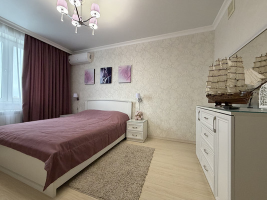 Продам трехкомнатную (3-комн.) квартиру, ГСК-2 Юбилейный тер, 2А, Подольской машинно-испытательной станции п