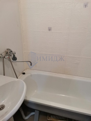 Сдам двухкомнатную (2-комн.) квартиру, Ольховая ул, 4, Красноярск г