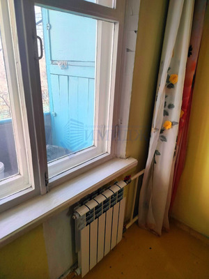 Продам трехкомнатную (3-комн.) квартиру, Железнодорожников ул, 8, Красноярск г