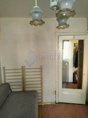 Продам трехкомнатную (3-комн.) квартиру, Железнодорожников ул, 8, Красноярск г