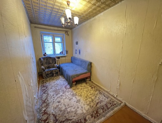 Продам двухкомнатную (2-комн.) квартиру, Пионерская ул, 20/7, Бородино д