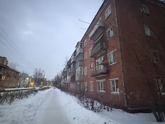 Продам двухкомнатную (2-комн.) квартиру, Пионерская ул, 20/7, Бородино д