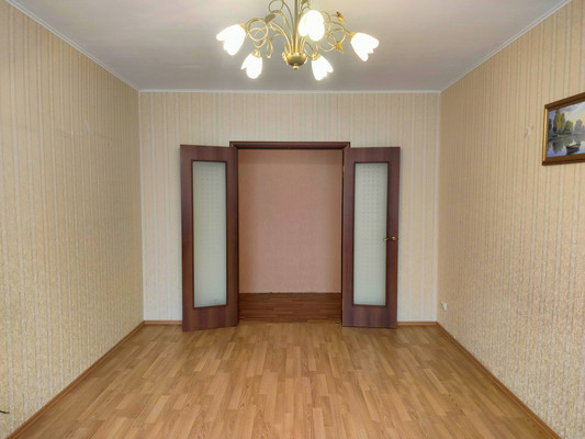 Продам трехкомнатную (3-комн.) квартиру, Зорге ул, 27/4, Ростов-на-Дону г