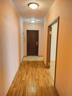 Продам трехкомнатную (3-комн.) квартиру, Зорге ул, 27/4, Ростов-на-Дону г