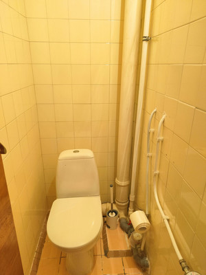 Продам трехкомнатную (3-комн.) квартиру, Зорге ул, 27/4, Ростов-на-Дону г