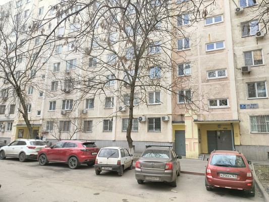 Продам трехкомнатную (3-комн.) квартиру, Зорге ул, 27/4, Ростов-на-Дону г