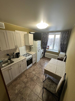 Сдам однокомнатную (1-комн.) квартиру, Бакинская ул, 13, Москва г