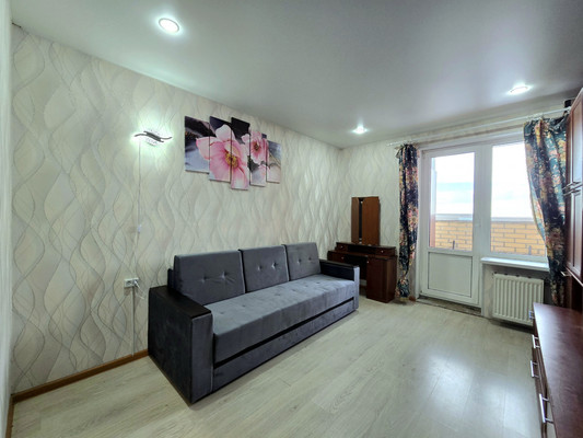 Продам однокомнатную (1-комн.) квартиру, Октябрьская ул, 16, Никольское г