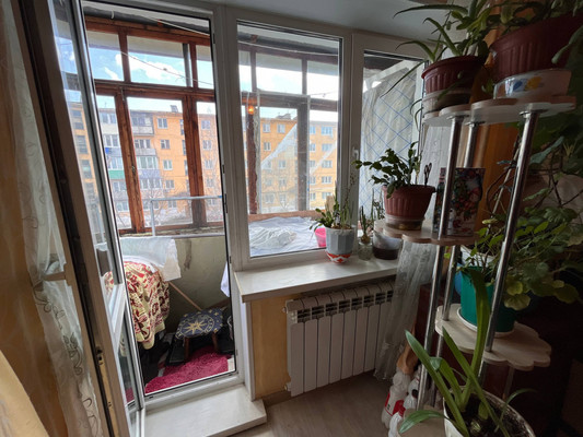 Продам двухкомнатную (2-комн.) квартиру, Усатого ул, 27, Фокино г