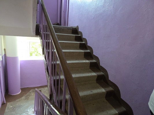 Продам двухкомнатную (2-комн.) квартиру, Нахимовская ул, 35, Находка г