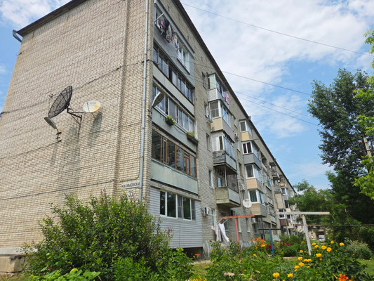 Продам двухкомнатную (2-комн.) квартиру, Нахимовская ул, 35, Находка г