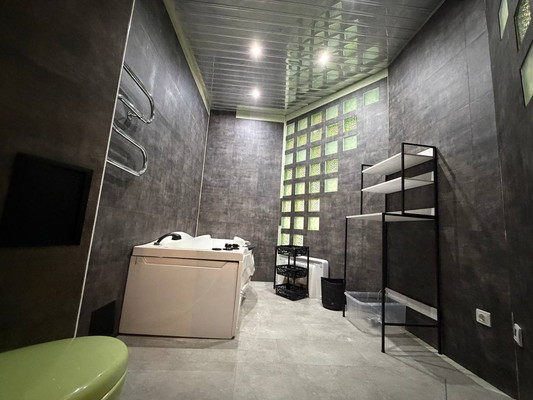 Продам двухкомнатную (2-комн.) квартиру, Пионерская ул, 8, Комсомольск-на-Амуре г