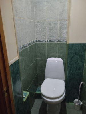 Продам многокомнатную квартиру, Маршала Кошевого ул, 68, Волгодонск г