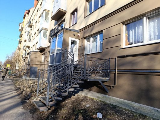 Сдам коммерческое помещение 98,4 м2, Серпуховская ул, 37-41А, Калининград г