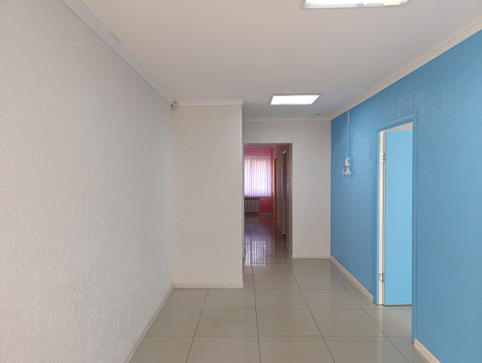 Сдам коммерческое помещение 98,4 м2, Серпуховская ул, 37-41А, Калининград г