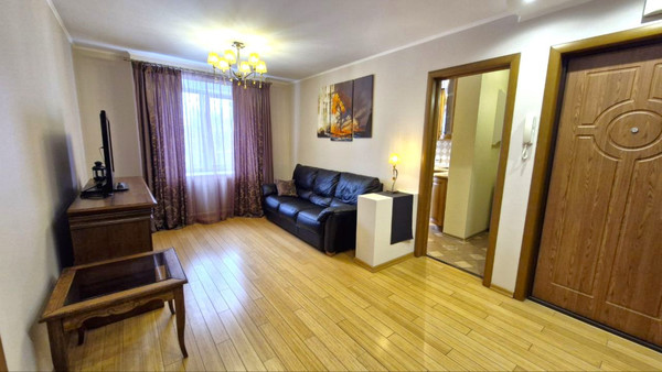 Продам трехкомнатную (3-комн.) квартиру, Октябрьский пр-кт, 21кА, Подольск г