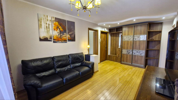 Продам трехкомнатную (3-комн.) квартиру, Октябрьский пр-кт, 21кА, Подольск г