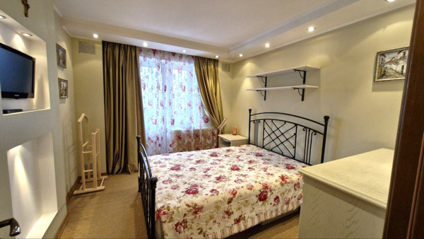 Продам трехкомнатную (3-комн.) квартиру, Октябрьский пр-кт, 21кА, Подольск г