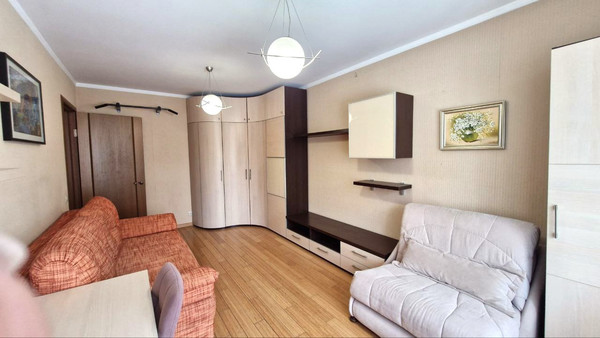 Продам трехкомнатную (3-комн.) квартиру, Октябрьский пр-кт, 21кА, Подольск г