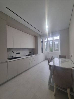 Продам двухкомнатную (2-комн.) квартиру, Мовсисяна ул, 9, Нальчик г