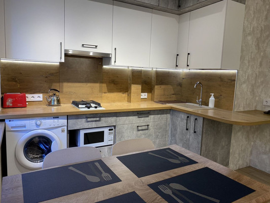 Продам двухкомнатную (2-комн.) квартиру, К.Маркса ул, 128, Калининград г