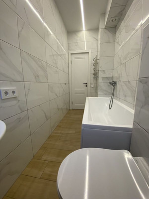 Продам двухкомнатную (2-комн.) квартиру, К.Маркса ул, 128, Калининград г