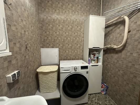 Продам трехкомнатную (3-комн.) квартиру, Дмитровская ул, 3, Базарово д