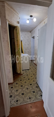 Продам трехкомнатную (3-комн.) квартиру, Чапаева ул, 12, Каневская ст-ца