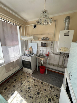 Продам трехкомнатную (3-комн.) квартиру, Чапаева ул, 12, Каневская ст-ца