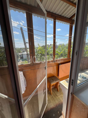 Продам трехкомнатную (3-комн.) квартиру, Чапаева ул, 12, Каневская ст-ца