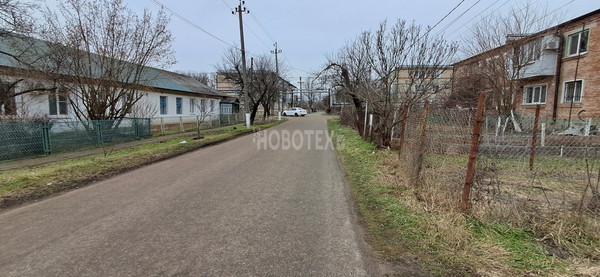 Продам трехкомнатную (3-комн.) квартиру, Чапаева ул, 12, Каневская ст-ца