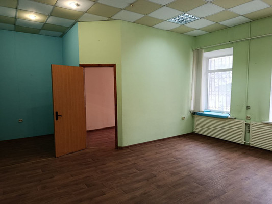 Сдам коммерческое помещение 86,9 м2, Александра Невского ул, 38, Симферополь г