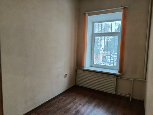 Сдам коммерческое помещение 86,9 м2, Александра Невского ул, 38, Симферополь г