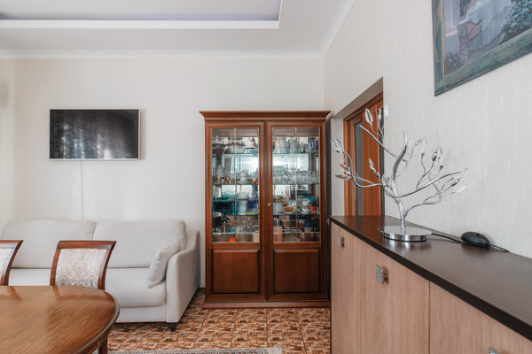 Продам дом, Колхозная ул, 8, Ханты-Мансийск г, 0 км от города