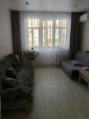 Продам двухкомнатную (2-комн.) квартиру, Рихарда Зорге ул, 8, Казань г